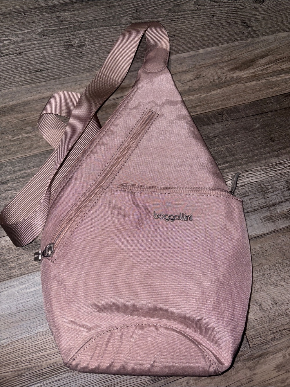 Baggallini Rose Pink Crossbody Sling Bag